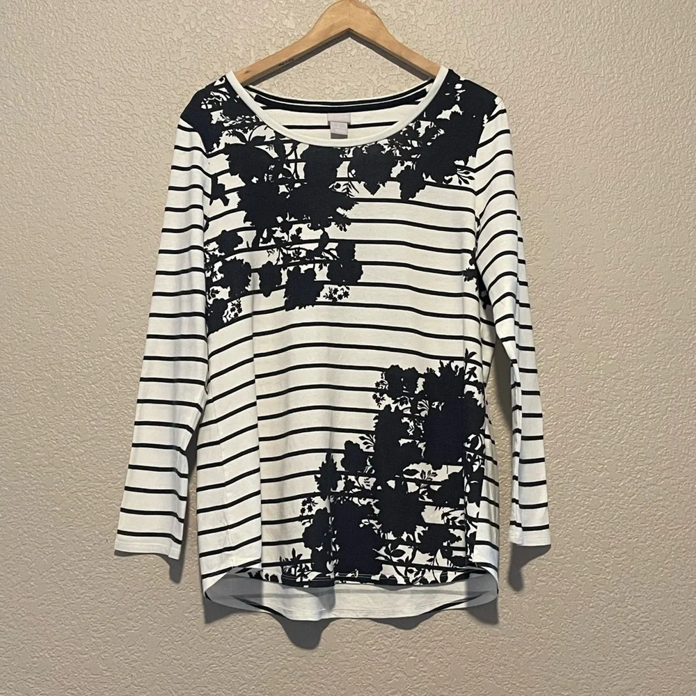Chico's Black and White‎ Graphic Long Sleeve Blouse - Picture 4 of 12